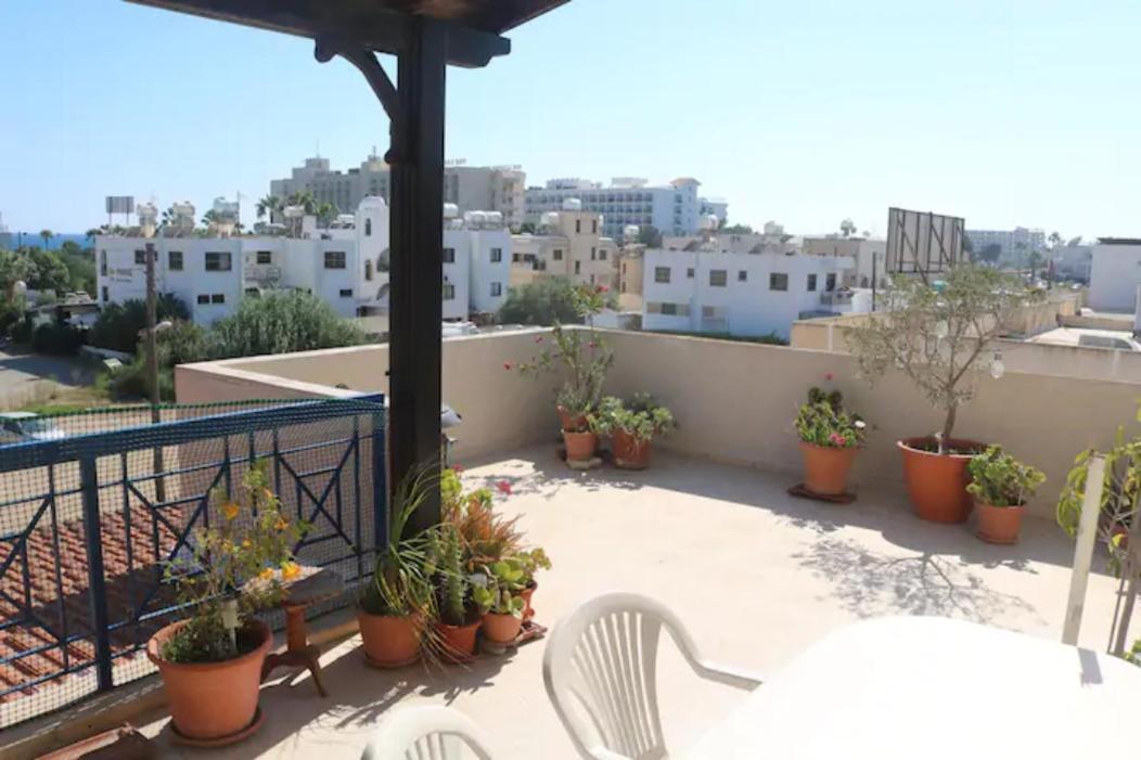Ria Beach Sea View Apartment Pyla Luaran gambar